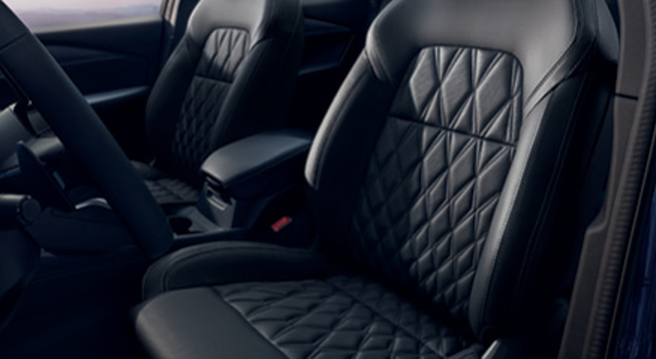 Qashqai Diamond Stitched Massage Leather Seats
